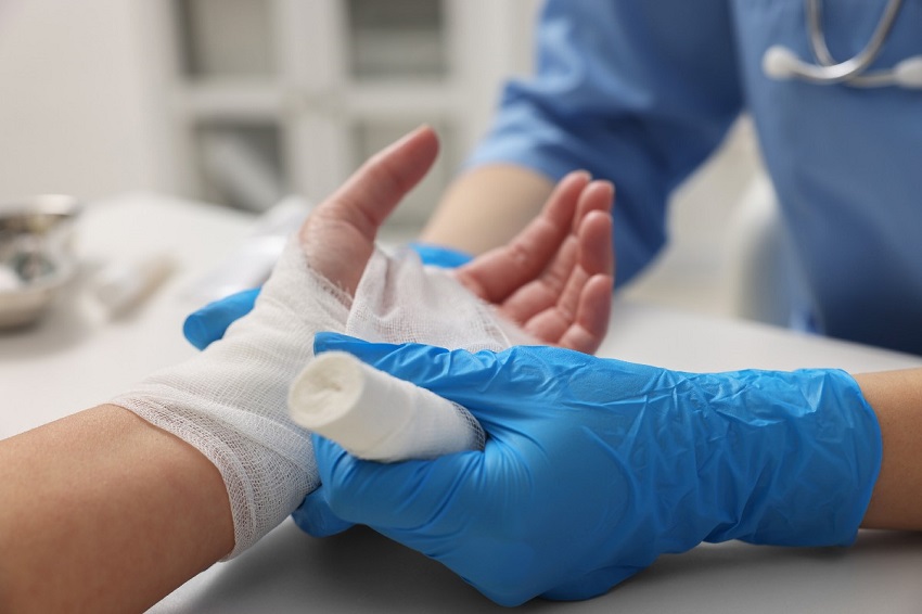 La clinique psychiatrique indemnisera Watchman qui a subi des brûlures en cherchant un patient dans une épidémie