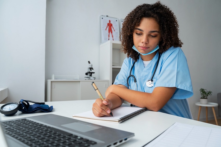 Le webinaire gratuit discute de l'examen national de compétence médicale