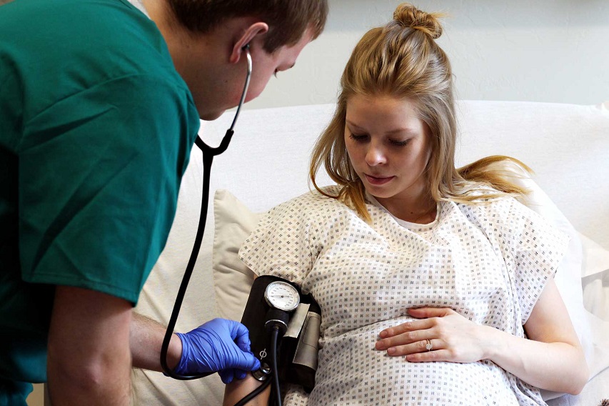 Bien que évitables, les décès maternels par hypertension persistent
