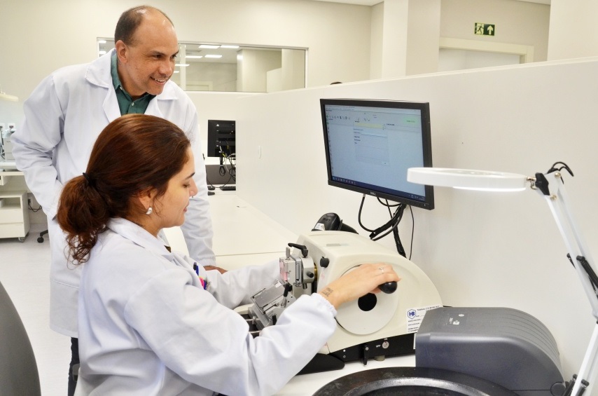 Santa Casa investit 8,5 millions de dollars dans un nouveau laboratoire de pathologie
