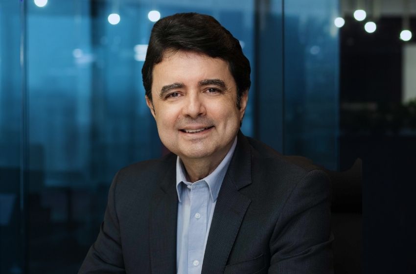 Gláucio Nóbrega lance un livre sur l'IA en gastro-entérologie